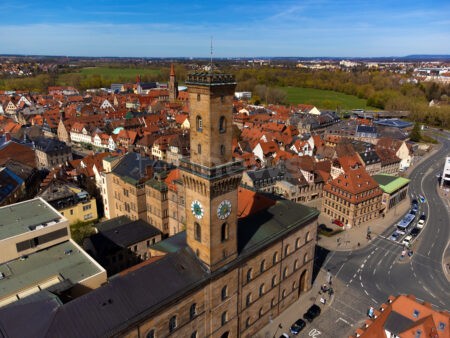 🏛️ FÜRTH - Tag der offenen Tür am Sonntag (21.09.2025) von 10-17 Uhr! Blick hinter Rathaus-Kulissen und Hilfsorganisationen - kostenlose Shuttle-Busse! 🚌