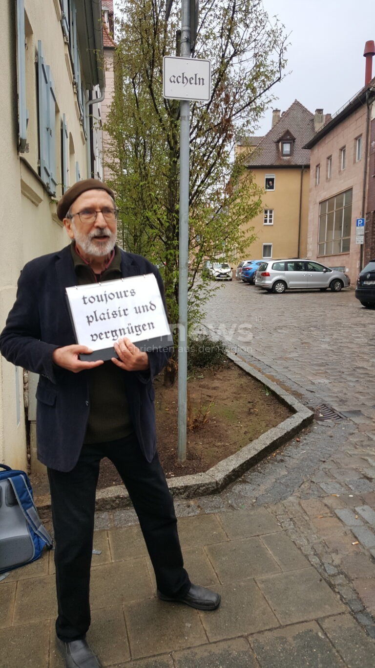 SCHWABACH - 🚶‍♂ Morgen Stadtführung „Die seltsamen Schilder“: Sprachrätsel, Dialekt & Humor am (03.10.2025), Tickets vor Ort, keine Anmeldung! 🗺