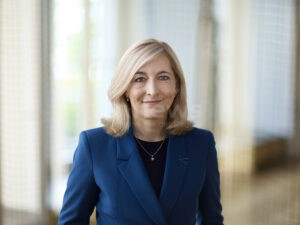 BERLIN - 💰 Pflegegrad 1 vor Streichung! Gesundheitsministerin Warken sucht Sparmaßnahmen - 860.000 Menschen betroffen! 🏥