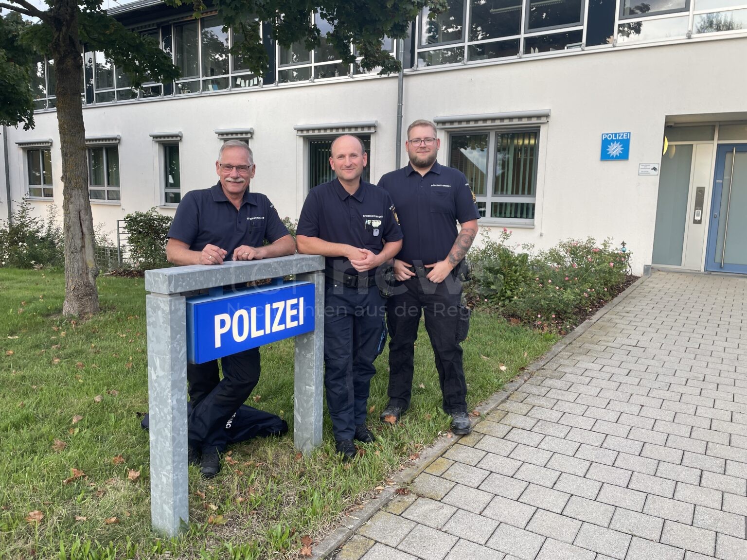 SCHROBENHAUSEN - 👮‍♂️ Sicherheitswacht sucht Verstärkung! Drei ehrenamtliche Helfer unterstützen die Polizei - ein Platz im Team noch frei! 🚨