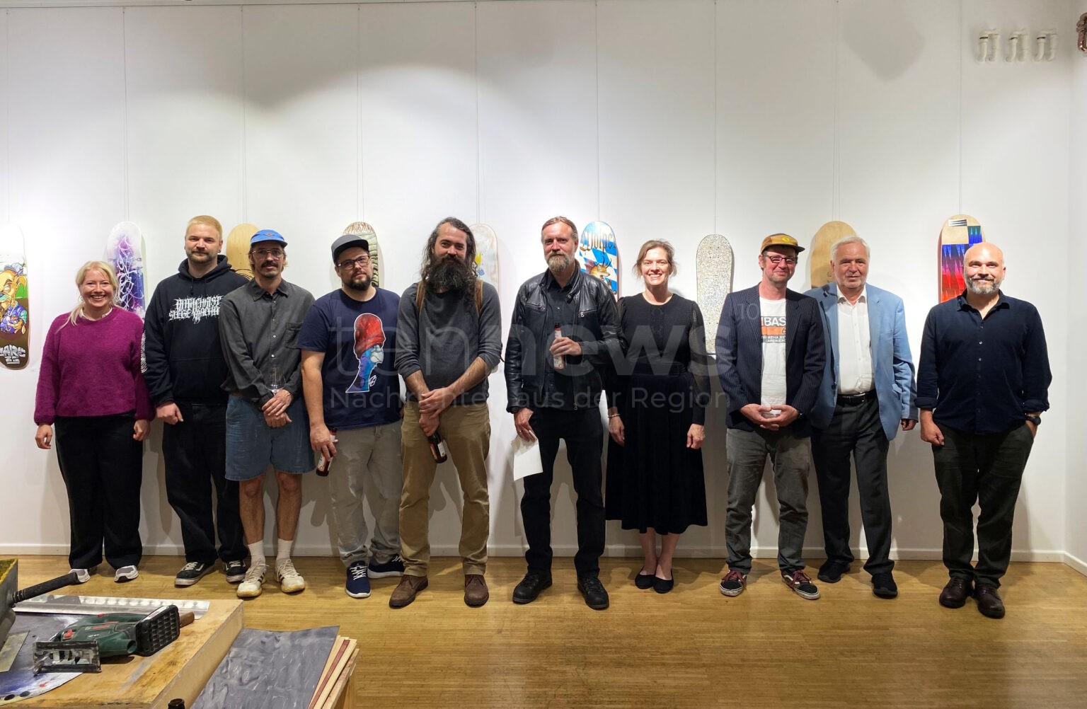 Vernissage Skateboarding_Künstler_S - tennews PFAFFENHOFEN AN DER ILM - Skateboarding-Ausstellung "A very modest proposal" bis 12. Oktober! Kultur zwischen Rebellion und Kunst in der Städtischen Galerie!