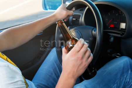 REICHERTSHOFEN - 🍺 Mann (63) fährt am Mittwoch (17.09.2025) betrunken zum Schnellrestaurant! Führerschein weg, Blutentnahme angeordnet! 🚗