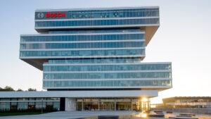 GERLINGEN - ⚙️ Bosch kündigt weiteren Stellenabbau an! 13.000 Jobs fallen zusätzlich weg - nur an deutschen Standorten! Standort Waiblingen schließt komplett 🏭