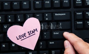 ECHING – 💔 63-Jähriger fällt auf Love Scamming herein: Sechsstelliger Betrag weg, Polizei warnt vor Betrugsmasche am Mittwoch (03.09.2025). 🚨