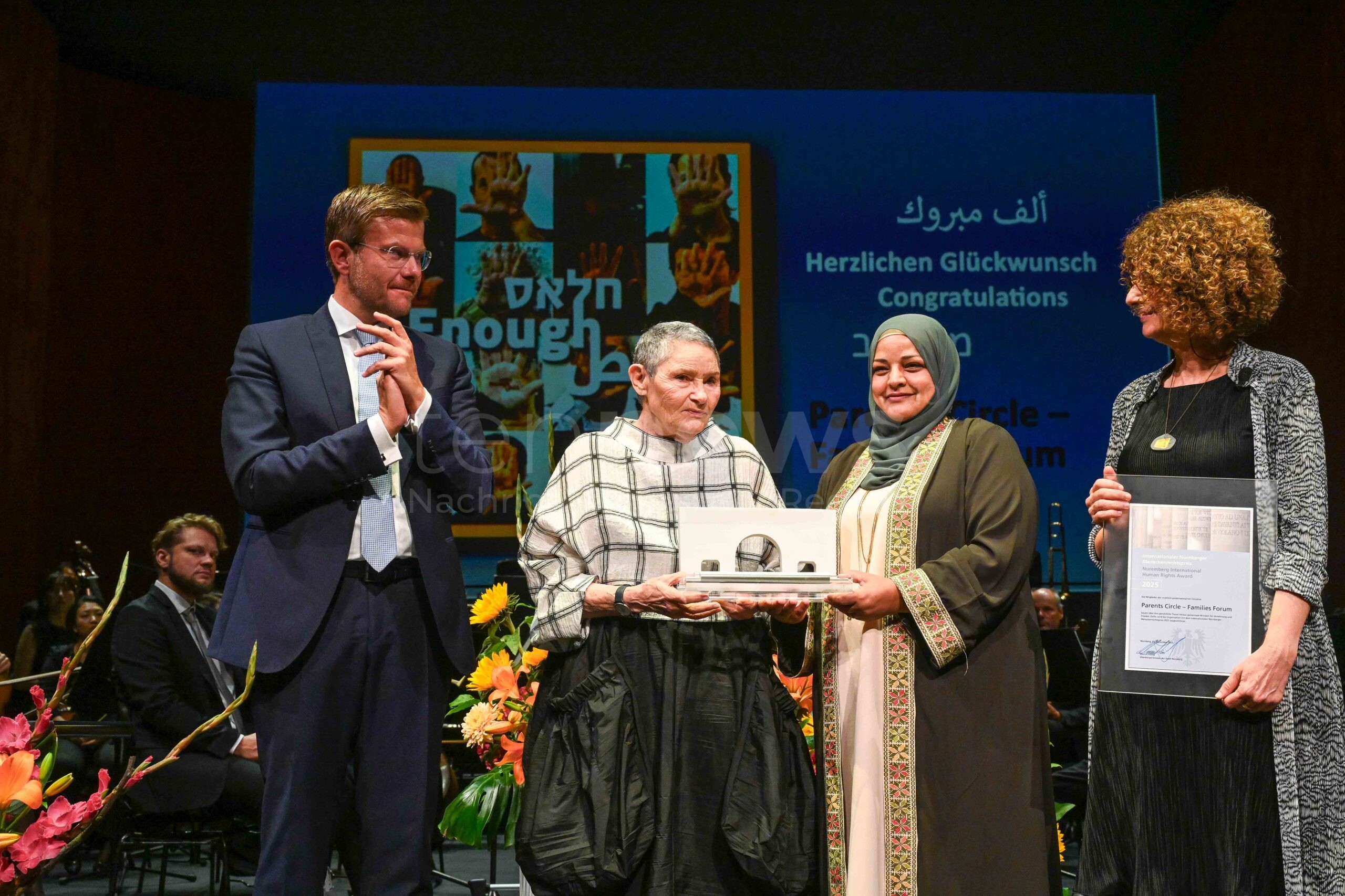 Nürnberg: Internationaler Menschenrechtspreis 2025 würdigt Parents Circle – Families Forum für Versöhnungsarbeit - tennews NÜRNBERG - 🕊️ Internationaler Menschenrechtspreis 2025 für Parents Circle – Families Forum: Dialog, Versöhnung und Hoffnung trotz Konflikt. Festakt und Friedenstafel in Nürnberg.