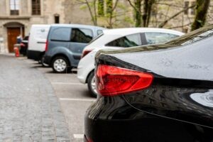 BAMBERG - 🏗️ Neue Stellplatzsatzung tritt am Montag (30.09.2025) in Kraft! Weniger Stellplätze im Sozialwohnungsbau - Entlastung für Bauherren! 🚗