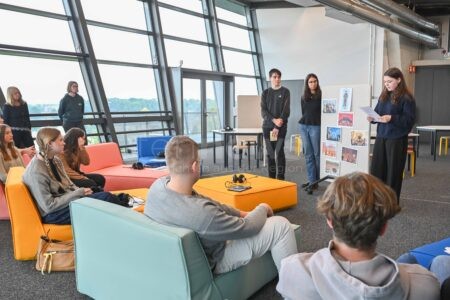 NÜRNBERG - 📚 Studienforum im Dokuzentrum am Dienstag (30.09.2025) wiedereröffnet! Drei moderne Seminarräume für Schulklassen und Besuchsgruppen nutzbar! 🏛️