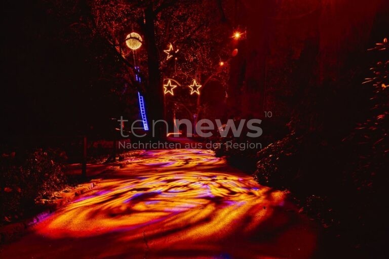 AUGSBURG - ✨ Morgen eröffnet der Christmas Garden im Zoo: Magischer Lichterglanz, neue Highlights, Familientage und Tickets ab 19,90 Euro! 🎟