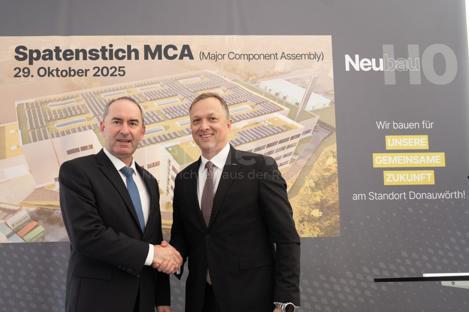 Aiwanger beim Airbus-Spatenstich: "Ritterschlag für Bayern!" - 7.900 Jobs und Millionen-Investition - tennews DONAUWÖRTH - ✈️ Spatenstich am Mittwoch (29.10.2025)! Aiwanger lobt Airbus-Investition als "Ritterschlag für Bayern" - 7.900 Jobs gesichert! 🏭