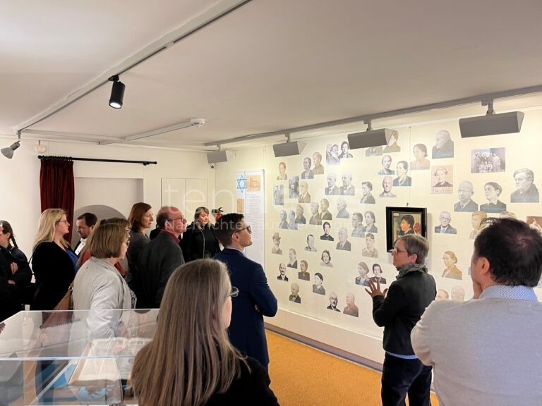 NÖRDLINGEN - 🏛 Museum-Saison endet am 9. November! Letzte Chance für Sonderausstellungen im Stadtmuseum und Stadtmauermuseum vor Winterpause! 🍂