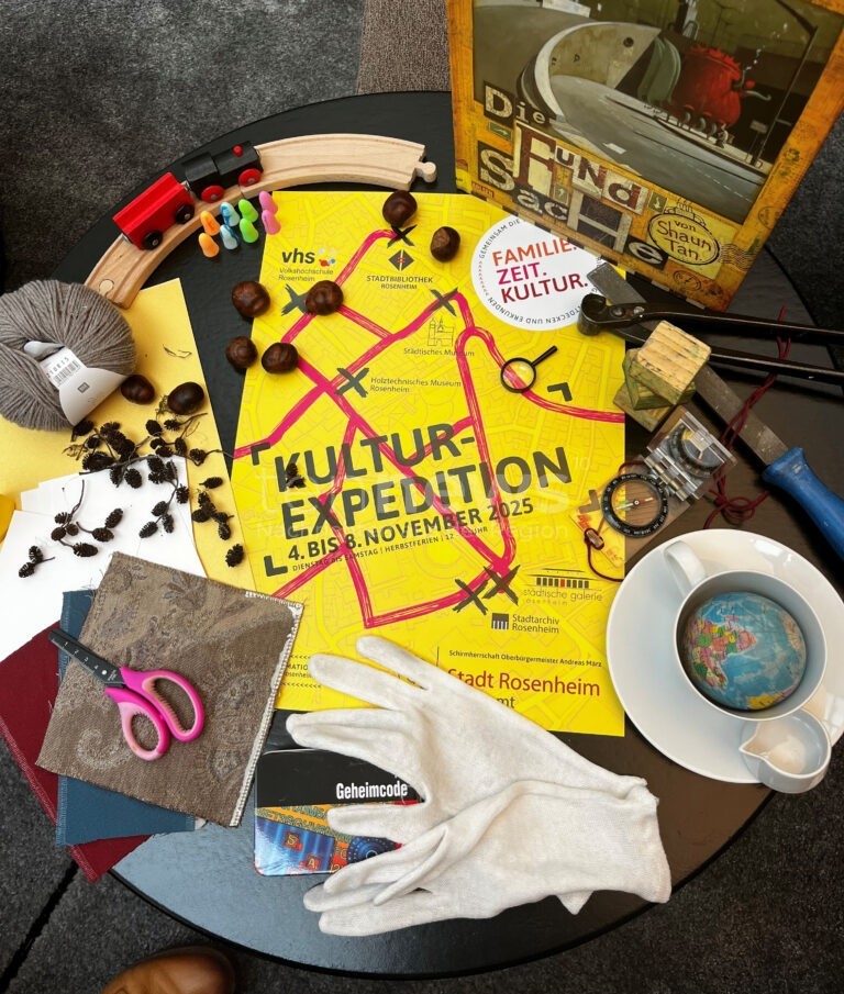 ROSENHEIM - 🎨 Herbstferien-Spaß von Dienstag (04.11.2025) bis Samstag (08.11.2025): Kostenlose Kulturexpedition durch sechs Einrichtungen - mit Stempelspiel 🎭