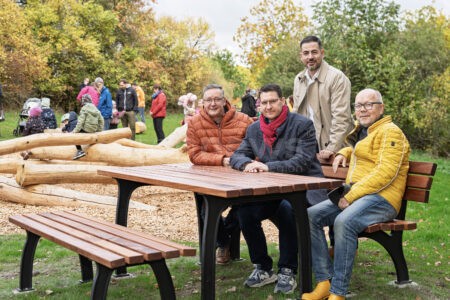 COBURG - 🌳 Naturspielplatz in Scheuerfeld am Mittwoch (15.10.2025) eröffnet! 45. Spielplatz der Stadt aus heimischem Holz gebaut! 🛝