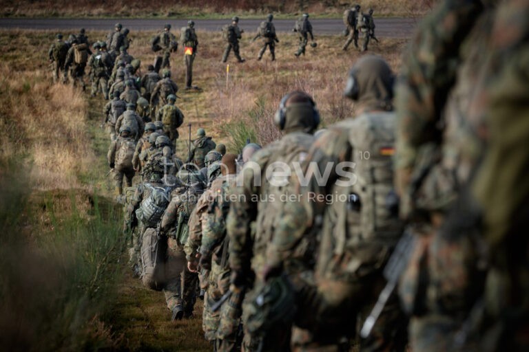 AUGSBURG - 🪖 Bundeswehrübung am 22. und 23. Oktober 2025 im südlichen Landkreis! Bevölkerung soll sich von Truppen fernhalten! ⚠