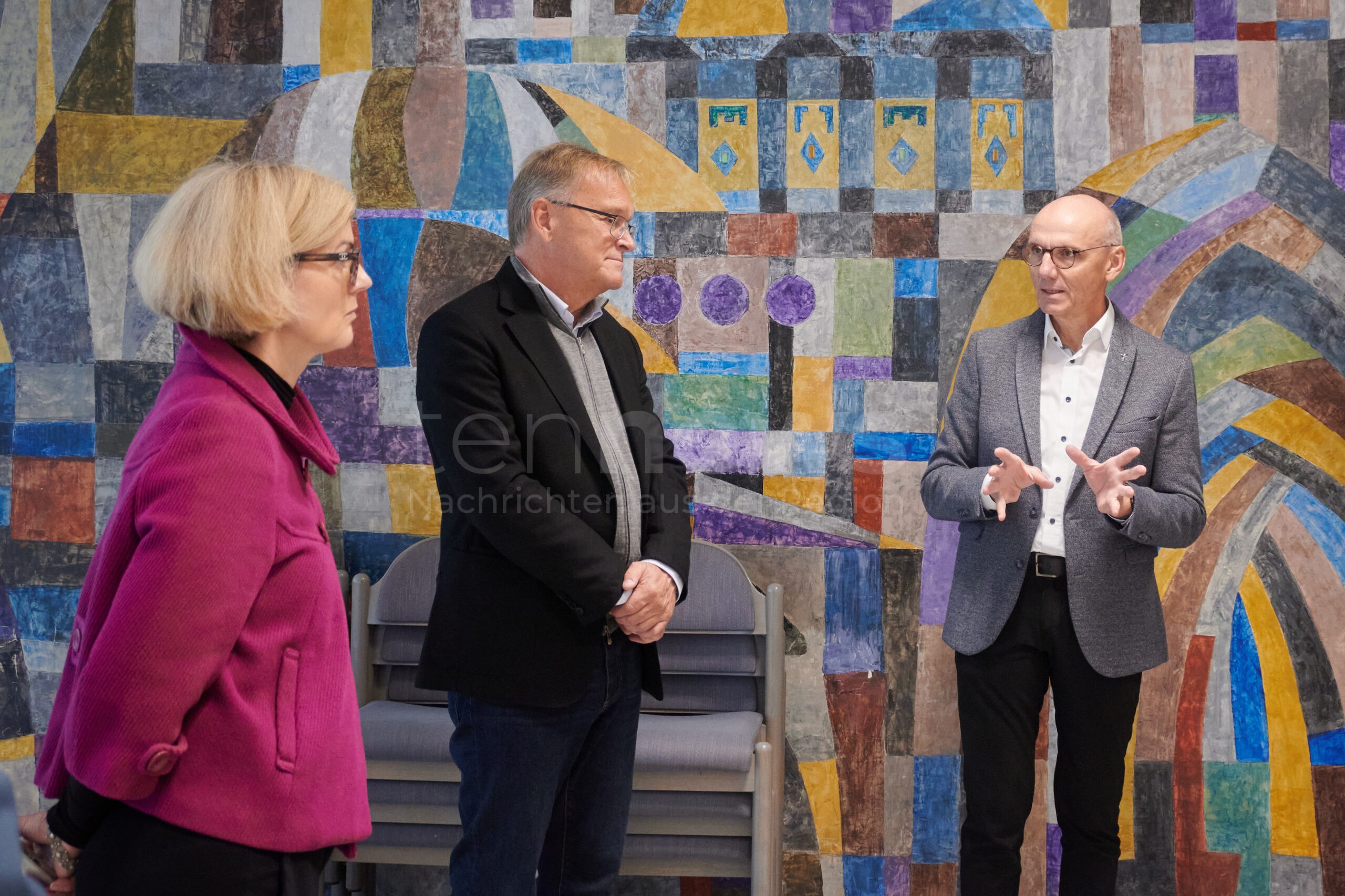 Bamberg: Ganztagsbetreuung an Schulen im Hain und in Gaustadt erfolgreich gestartet - tennews BAMBERG - 🏫 Ganztagsbetreuung an Schulen im Hain und in Gaustadt: Neue Räume, flexible Lösungen und engagierte Teams für mehr Betreuung! 👧👦