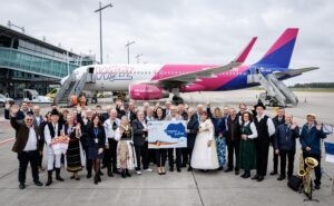 NÜRNBERG - ✈️ Neue Direktflüge nach Rumänien: Wizz Air verbindet Nürnberg mit Temeswar und Kronstadt – Austausch und Reisen werden einfacher! 🌍