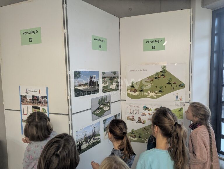 SCHROBENHAUSEN - 🗳 Besondere Wahl an der Grundschule Mühlried! Grundschüler entscheiden noch bis Freitag (10.10.2025) demokratisch über neuen Spielplatz! 🎡