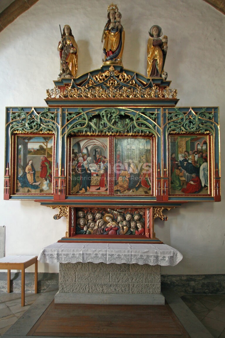 NEUMARKT - Themenführung am Samstag (02.11.2025) im Münster St. Johannes! 825 Jahre Kirchengeschichte mit Kopie des berühmten Isenheimer Altars entdecken!