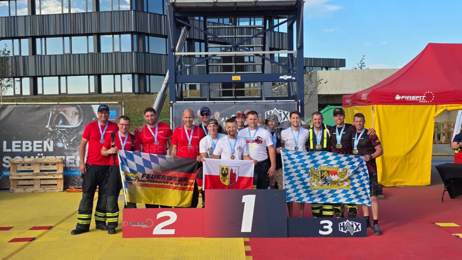 ESSENBACH - 🔥 FireFit Championships! Feuerwehr Pfaffenhofen an der Ilm holt mehrere Podestplätze bei Europa-Wettkampf - Herrenstaffel wird Zweiter! 🏆