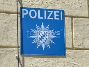 VEITSHÖCHHEIM - 🚨 Exhibitionist vor Kindergarten am Donnerstag (16.10.2025)! Mann belästigt Mutter mit Kind - Polizei fasst Täter sofort! 👮