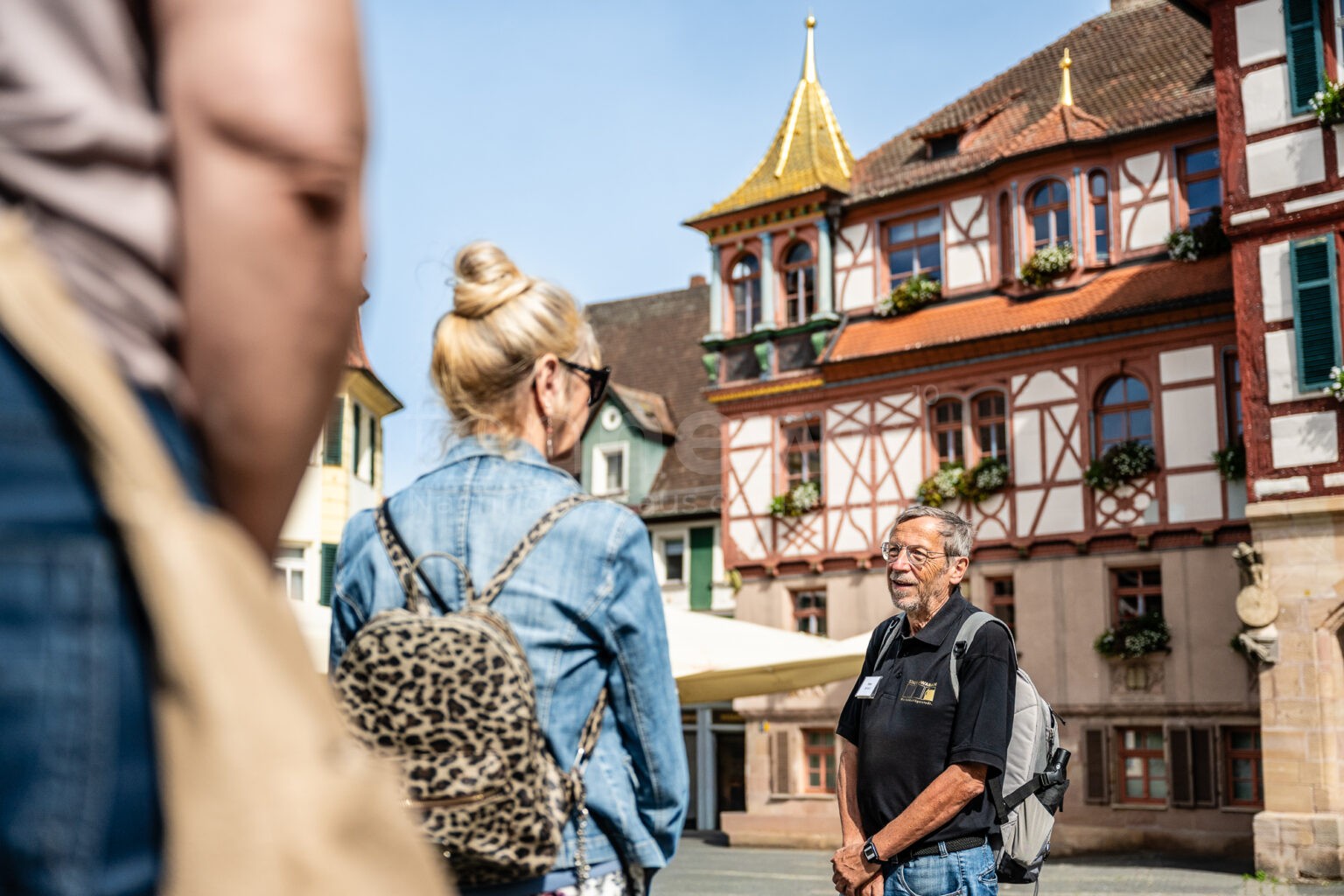 SCHWABACH - 🏛️ Letzte Stadtführung des Jahres am Sonntag (26.10.2025)! Goldglanz, Altstadt-Flair und Goldschläger-Handwerk als Kulturerbe für acht Euro! ✨
