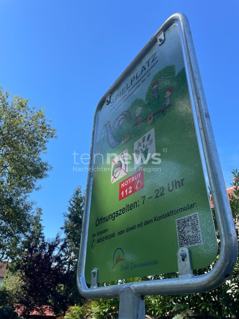 Im Notfall zählt jede Sekunde: Neue Schilder für 33 Spielplätze in Schrobenhausen - tennews SCHROBENHAUSEN - 🎠 Spielplatz-Schilder für mehr Sicherheit! 33 neue Info-Tafeln mit genauer Adresse - weil im Notfall jede Sekunde zählen kann! 🚑