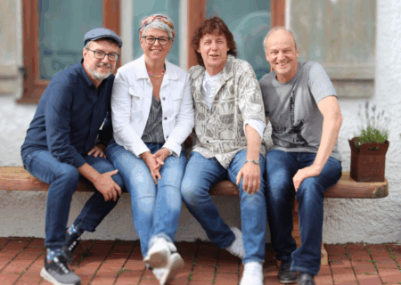 NEUMARKT - Konzert am Samstag (08.11.2025)! Band Schmidtanand bringt bayrische Mundart-Musik "Wohi geh ma?" in die Residenz - Lebensfreude trifft Tiefgang!