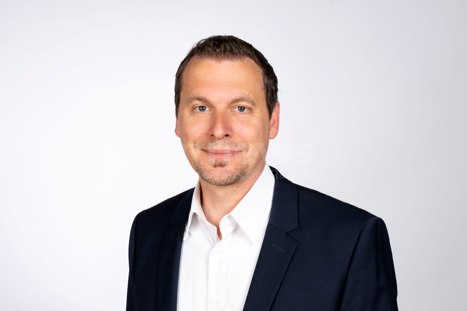 Kai Stähler neuer Vorsitzender: Stadtmissions-Chef führt Wohlfahrts-AG - tennews NÜRNBERG - 🤝 Kai Stähler neuer Wohlfahrts-Vorsitzender! Stadtmissions-Chef warnt vor Abbau sozialer Angebote - 150.000 Menschen jährlich betreut! 💼