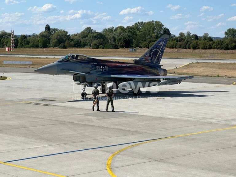 BERLIN - 🪖 Bundestag bewilligt am Mittwoch (08.10.2025) sieben Milliarden Euro für Bundeswehr-Beschaffung! Neue Eurofighter, Fahrzeuge und Munition kommen! 🚁