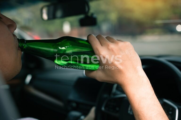 GEISENFELD - 🍺 Betrunkener polnischer Fahrer am Dienstag (21.10.2025) ohne Führerschein erwischt! Über 1,1 Promille auf B16 gemessen! 🚛