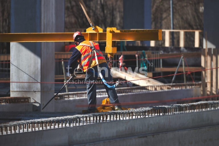 AUGSBURG - Bauarbeiten von Samstag auf Sonntag (01./02.11.2025)! Schienenersatzverkehr zwischen Walleshausen und Geltendorf!
