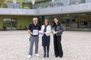 REGENSBURG - 🎟️ Ehrenamtskarte gilt jetzt im Sportpark Ost: Vergünstigungen für Engagierte, Anerkennung und neue Vorteile für Freiwillige! 🤝