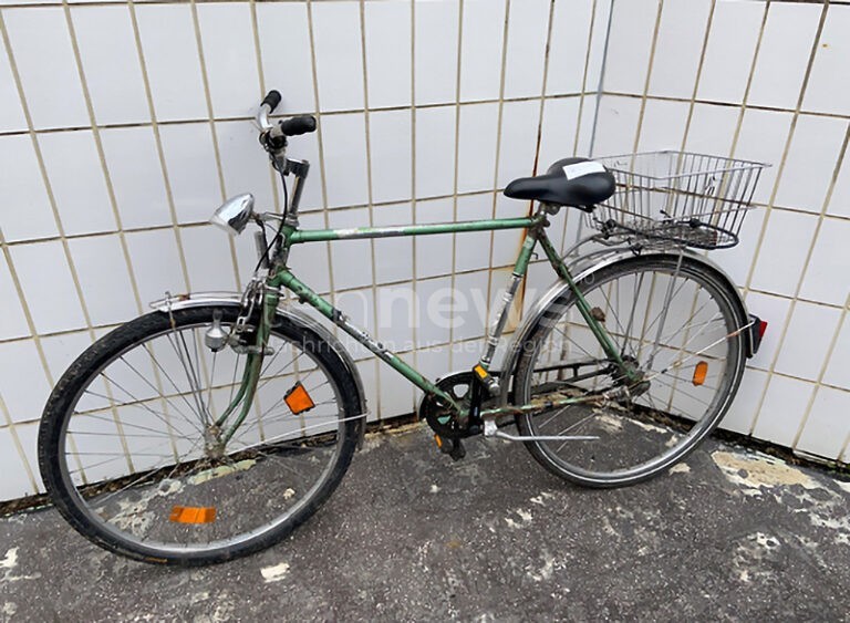 GRASSAU - 😔 Fahrradsturz am Sonntagabend (05.10.2025) am Waldweg! Mann verstirbt trotz Reanimation - Polizei bittet um Mithilfe bei Klärung seiner Identität 🚴