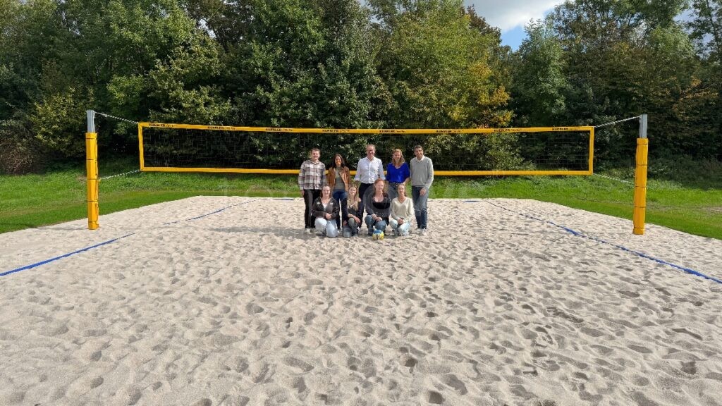 NEUMARKT IN DER OBERPFALZ - 🏐 Neuer Beachvolleyballplatz eröffnet – Wunsch aus dem Jugendforum wird Realität, Platz ab sofort frei nutzbar! 🌞