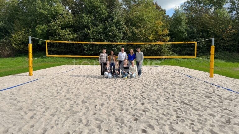 NEUMARKT IN DER OBERPFALZ - 🏐 Neuer Beachvolleyballplatz eröffnet – Wunsch aus dem Jugendforum wird Realität, Platz ab sofort frei nutzbar! 🌞