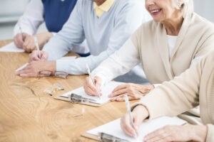 NÜRNBERG - 🧠 Quizabend im Treff Bleiweiß: Rätseln, Teamgeist und Spaß am 16.10. – Anmeldung erforderlich, barrierefrei, 3 Euro Eintritt! 🎉
