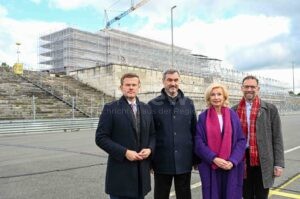Richtfest für Lern- und Begegnungsort: Zeppelintribüne wird bis 2030 zum begehbaren Exponat umgebaut! - tennews NÜRNBERG - 🏗️ Richtfest am Mittwoch (15.10.2025) für Lern- und Begegnungsort! Zeppelintribüne wird bis 2030 zum begehbaren Exponat umgebaut! 🏛️