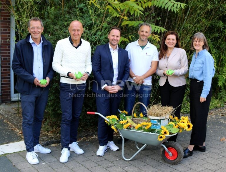 NÜRNBERG - 🥕 Erntefest an der Wirtschaftsschule am Dienstag (01.10.2025)! Schüler ernten 25 Gemüsesorten aus eigenem Anbau! 🌱