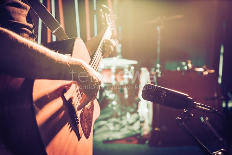 ROSENHEIM - 🎸 Jugendmusikpreis 2026 ausgeschrieben! Bis zu 1.000 Euro für Musik zum Thema "Modern" - Bewerbung bis 15. November möglich! 🎵