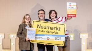 NEUMARKT IN DER OBERPFALZ - 🏆 Große Freude am Montag (03.11.2025) über Sonderpreis: Neumarkter Weltladen erhält Auszeichnung für Fairtrade-Engagement! 🌍