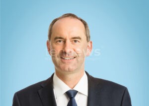 MÜNCHEN - 📋 Aiwanger fordert am Dienstag (04.11.2025) Bürokratieabbau in der EU! Wirtschaftsminister unterstützt offenen Brief mehrerer Wirtschaftsverbände. 🛑