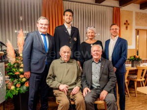 🎖️ERNSGADEN - BRK Pfaffenhofen ehrt am Freitag (07.11.2025) Ehrenamtliche für über 1.040 Jahre Engagement! Einer dabei seit 70 Jahren! ❤️