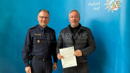 HOF - 🦸 Eduard Wunder stoppte im September Syrer nach Randale in Eisdiele! Polizei berichtet am Dienstag (04.11.2025) über außergewöhnliche Zivilcourage! 🎖️