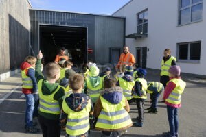 LAUF AN DER PEGNITZ- 🏗️ City Scouts besichtigen Bauhof am Donnerstag (06.11.2025)! 43 Mitarbeiter, 220 km Straßen und 200 Tonnen Streusalz! 👷