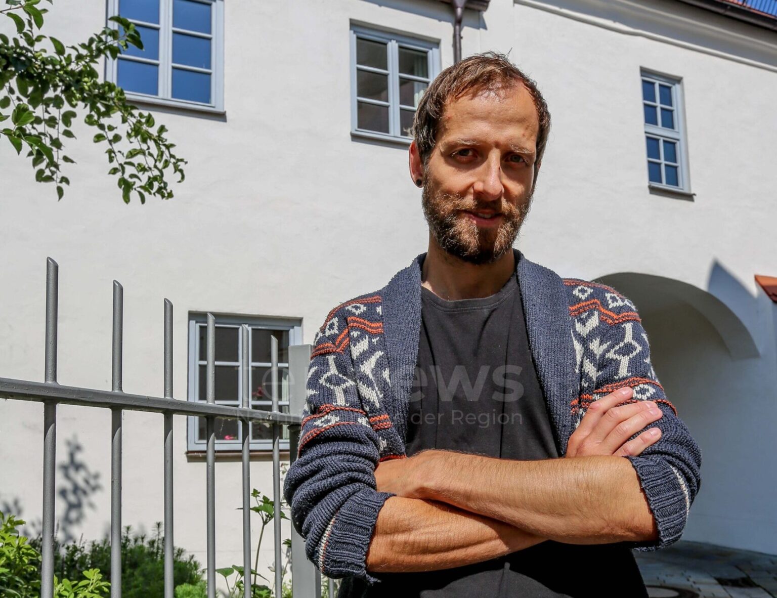 Ex-Stipendiat startet Science-Fiction-Saga: Acht Folgen über KI und fremde Welten - tennews PFAFFENHOFEN AN DER ILM - 🎧 Hörspielserie "Unearthing" ab Samstag (08.11.2025)! Ehemaliger Stipendiat Erik Wunderlich erobert ARD-Audiothek! 🚀