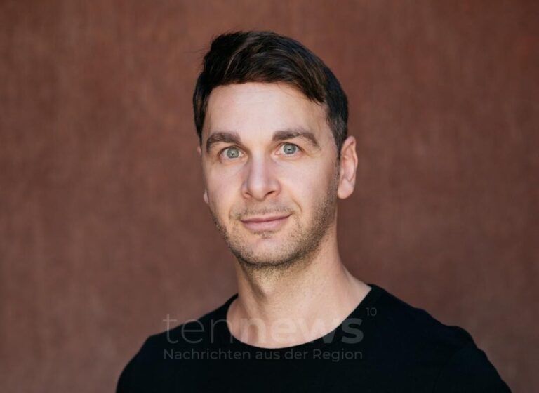 PFAFFENHOFEN AN DER ILM - 📚 Lesebühne startet am Freitag (14.11.2025)! Acht Abende mit Pierre Jarawan, Peter Grandl und Julia Engelmann! 🎭