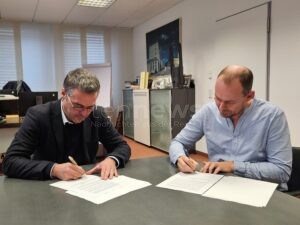 PFAFFENHOFEN AN DER ILM - 🍺 Familie Widmann übernimmt am Montag (24.11.2025) das Volksfest! Bierpreis sinkt um 30 Cent auf 11,60 Euro - modernisiertes Konzept! 🎪