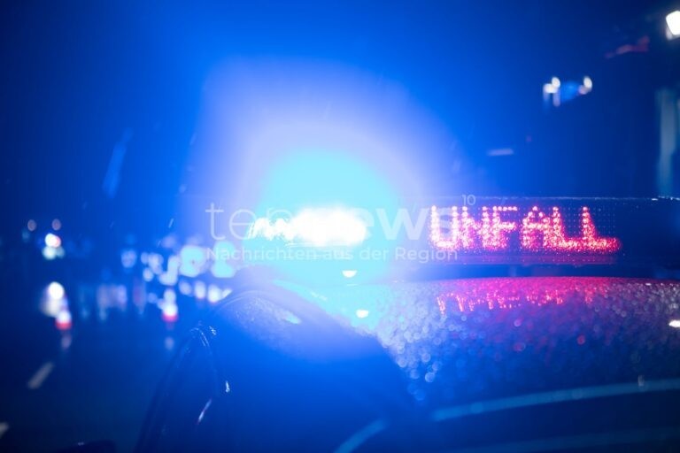 WEILHEIM - 💔 Tragischer Unfall am Samstag (15.11.2025) auf ST 2057! Radfahrer (59) stirbt nach Frontalzusammenstoß mit Auto! 🚴