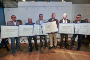 INGOLSTADT - 🏆 26 Goldene Meisterbriefe am Donnerstag (20.11.2025) verliehen! Feierliche Ehrung für Handwerks-Lebensleistungen in der Region! ⚒️