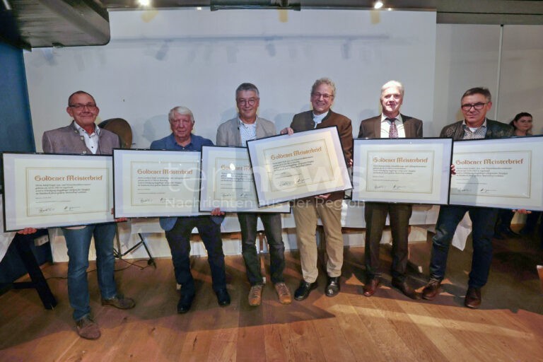 INGOLSTADT - 🏆 26 Goldene Meisterbriefe am Donnerstag (20.11.2025) verliehen! Feierliche Ehrung für Handwerks-Lebensleistungen in der Region! ⚒