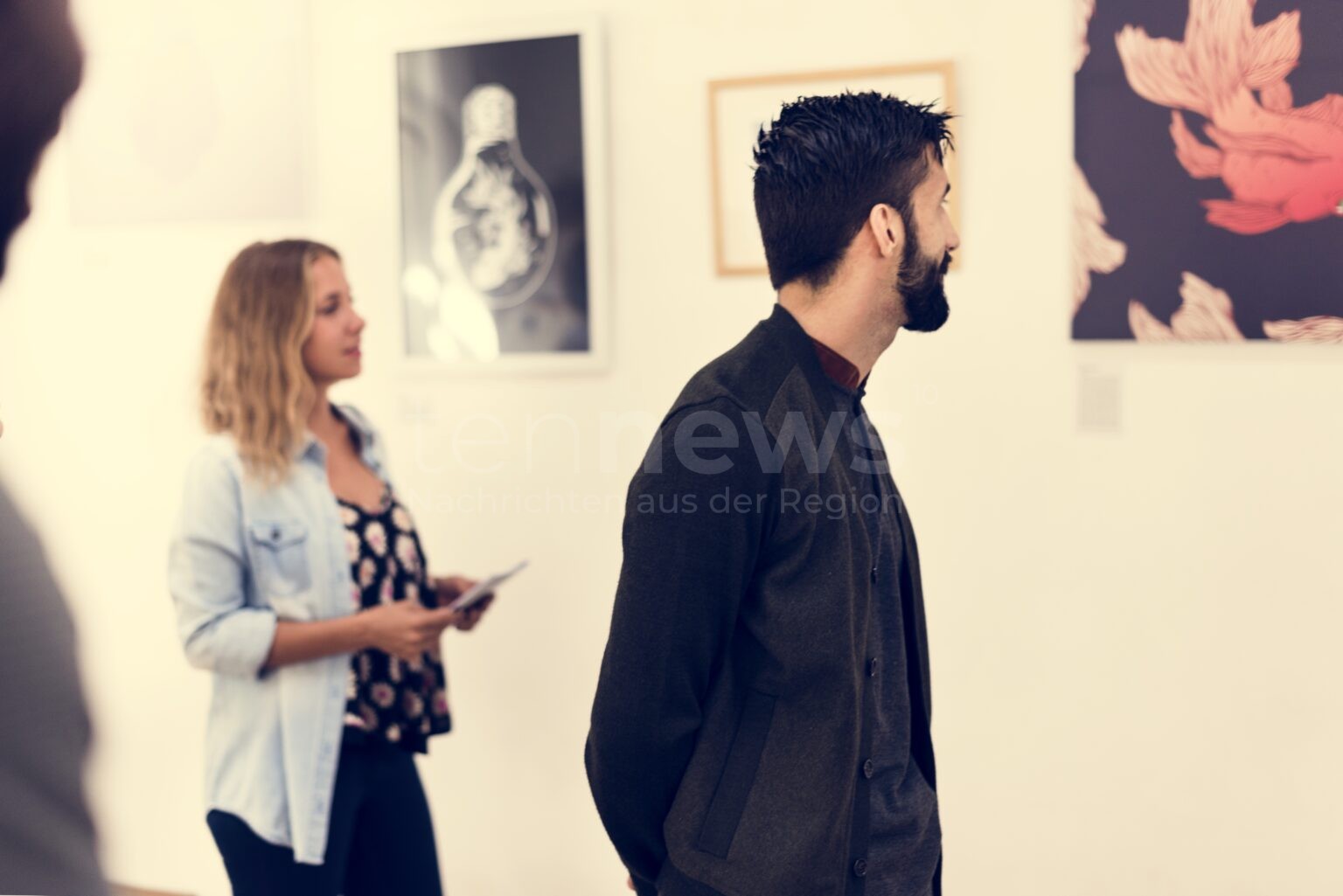 Nach Hochwasserschaden: Kunstverein feiert Wiedereröffnung - tennews SCHROBENHAUSEN - 🎨 Kunstverein feiert morgen, Freitag (21.11.2025) Wiedereröffnung! Vernissage nach Hochwasserschaden um 19 Uhr! 🖼️